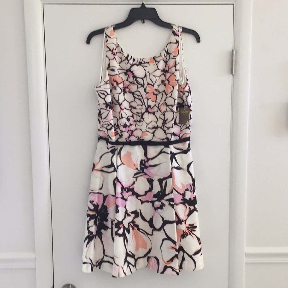 Taylor floral dress